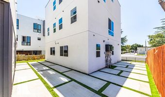 6700 Balboa, Los Angeles, CA 91406
