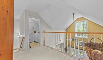 30 Eastman Farm Rd 30, Burlington, VT 05408
