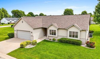 52 PENBROOK Cir 47, Appleton, WI 54911
