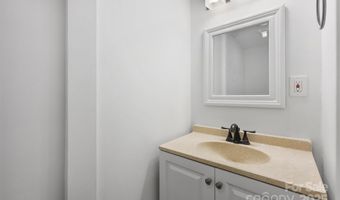 3408 Winterfield Pl, Charlotte, NC 28205