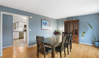 115 Country Hl, Brattleboro, VT 05301