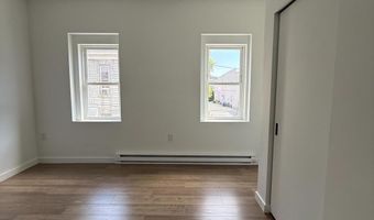 108 PEACH St, Reading, PA 19602