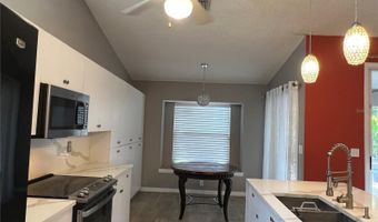 3090 PEPPERWOOD Ln W, Clearwater, FL 33761