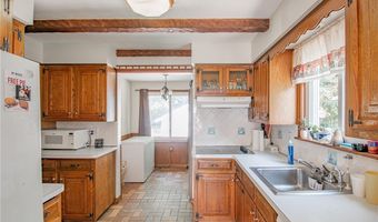 706 Crestview Ave, Akron, OH 44320