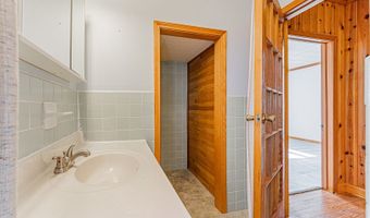 102 S Oak St, Arrowsmith, IL 61722
