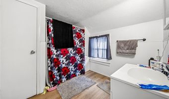 618 W 57th St, Ashtabula, OH 44004