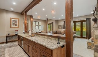 29 WHITE POINT Rd, Cora, WY 82925