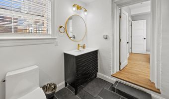 107 S Albion Pl, Atlantic City, NJ 08401