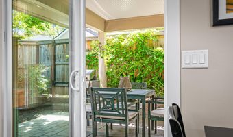 746 C St, Ashland, OR 97520