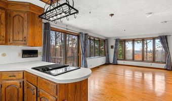 75 Olde Lantern Rd, Bedford, NH 03110