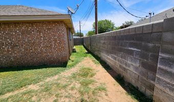 916- B Bronstad Dr, Andrews, TX 79714