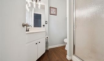 1809 East Dr, Bartlesville, OK 74006