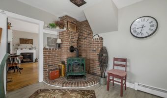 1354 NH Route 175, Campton, NH 03223