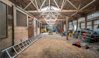 12447 Lesswing Rd, Alden, NY 14004