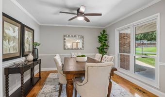 318 Algonquin Dr, Ballwin, MO 63011