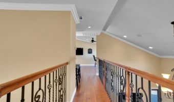 1044 S Burlwood Dr, Anaheim, CA 92807