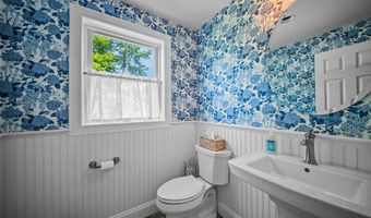 71 Signature Dr, Barrington, NH 03825