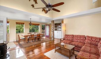 35 Kau St, Kula, HI 96790