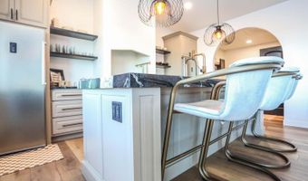 811 S Ibis St, Aberdeen, SD 57401