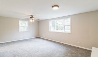 25331 Sand Hill Trl, Ames, IA 50010