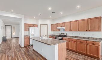 206 W HAWAII Dr, Casa Grande, AZ 85122