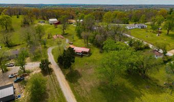 819 E Washington Ave, Ava, MO 65608