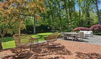 1234 FOREST HILL Dr, Ambler, PA 19002