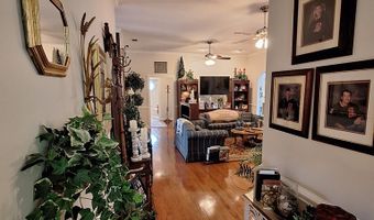 250 Weatherly Dr, Baxley, GA 31513