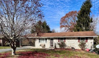 118 Christopher Dr, Glen Morgan, WV 25813