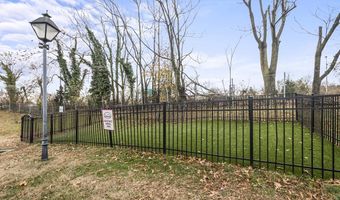 1111 ARLINGTON Blvd 318, Arlington, VA 22209