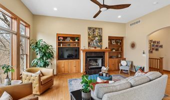 33903 Mill Creek Cir, Adel, IA 50003