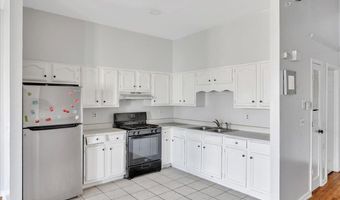 99 Lark St, Albany, NY 12210