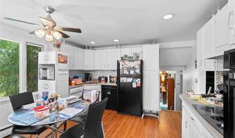 89 Devon Ln, Amherst, NY 14221