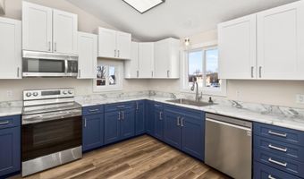 606 1st Ave S, Altoona, IA 50009