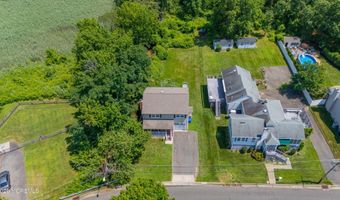 119 East Rd, Belford, NJ 07718