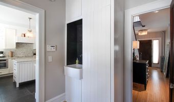 308 S Prospect St, Burlington, VT 05401