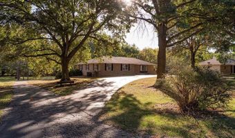 19 Skyline Dr, Adrian, MO 64720