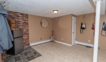 29 Camille Dr, Johnston, RI 02919