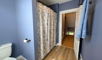 134 Kenduskeag Ave, Bangor, ME 04401