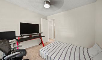 429 Mananai Pl 39U, Honolulu, HI 96818