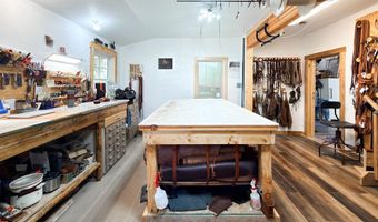 29 Angus Dr, Belgrade, MT 59714