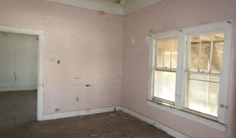 404 S Tenth St, Artesia, NM 88210