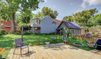 218 E 7th St, Ames, IA 50010