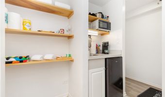 2450 Prince Edward St 506A, Honolulu, HI 96815