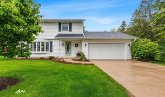 2433 CARLETON Ave, Appleton, WI 54915