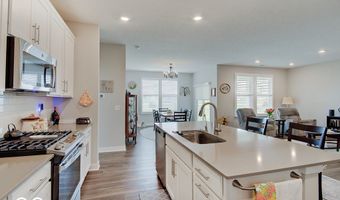 3669 Chalmers Dr, Bargersville, IN 46106