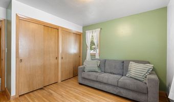 105 21st St NW, Austin, MN 55912