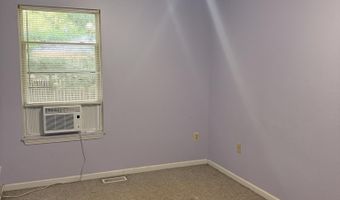 520 Sheldon St, Algonac, MI 48001