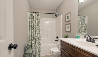 16910 Tucker Ct, Basehor, KS 66007