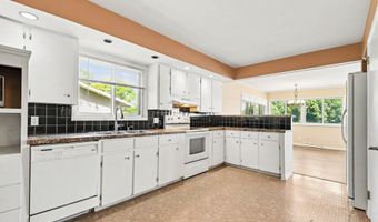 7261 Driftwood Dr SE, Ada, MI 49301